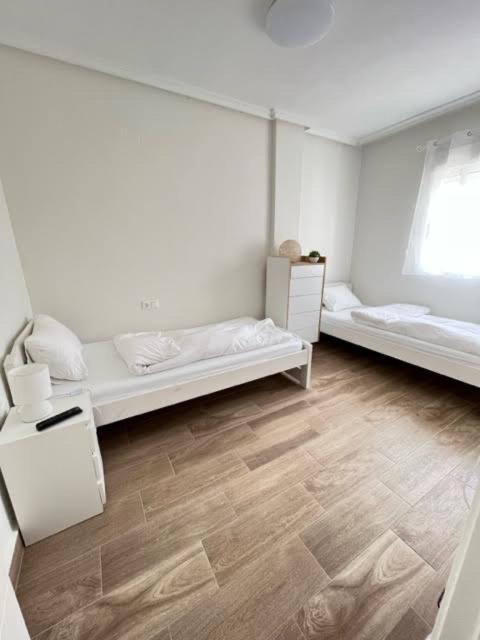Eb By Zanis Apartment Torrevieja Exterior photo